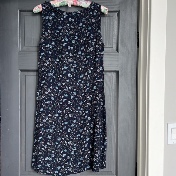 Gap blue flowered sundress size small - Picture 3 of 3